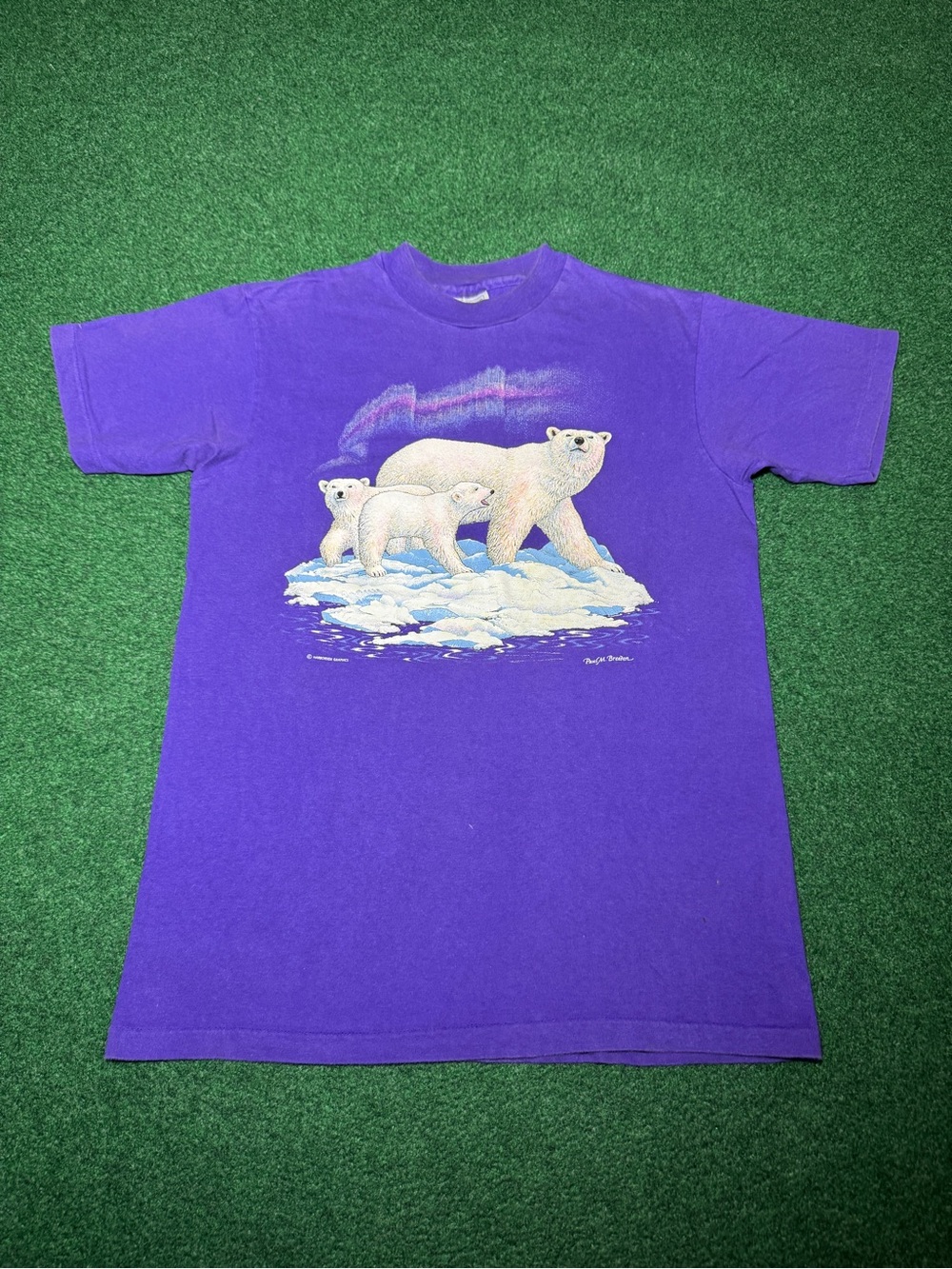 Polar Bear Animal Print T Shirt Vintage 90s Medium 18x26 Purple Shirt